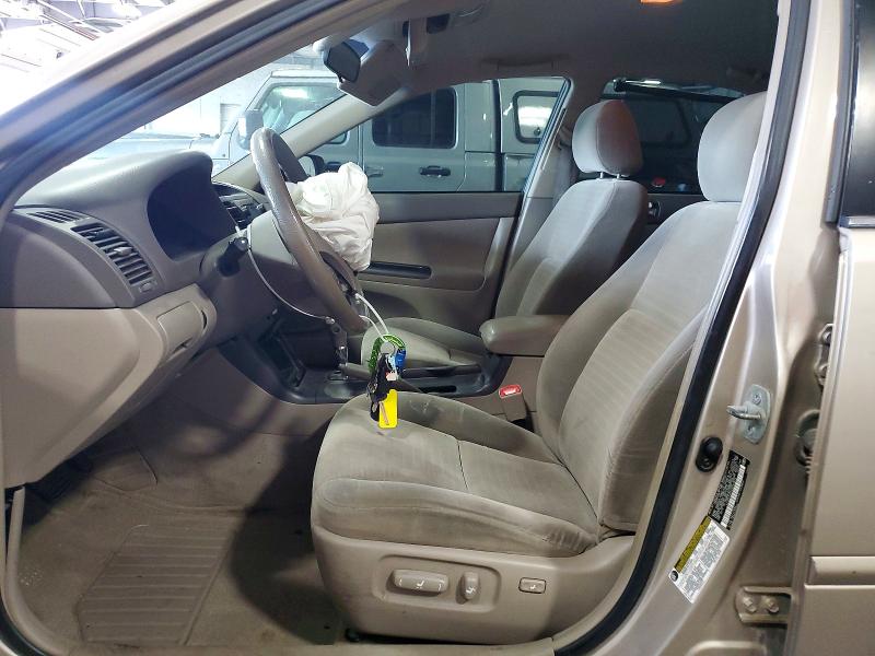 Photo 7 from auction – 2005 TOYOTA CAMRY with VIN 4T1BE32K25U045849