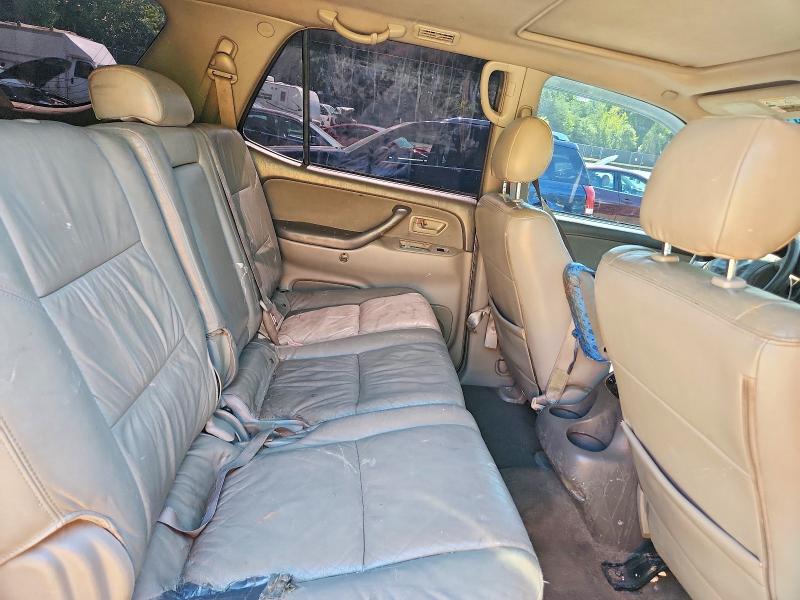 Photo 11 from auction – 2005 TOYOTA SEQUOIA with VIN 5TDBT44A15S236770