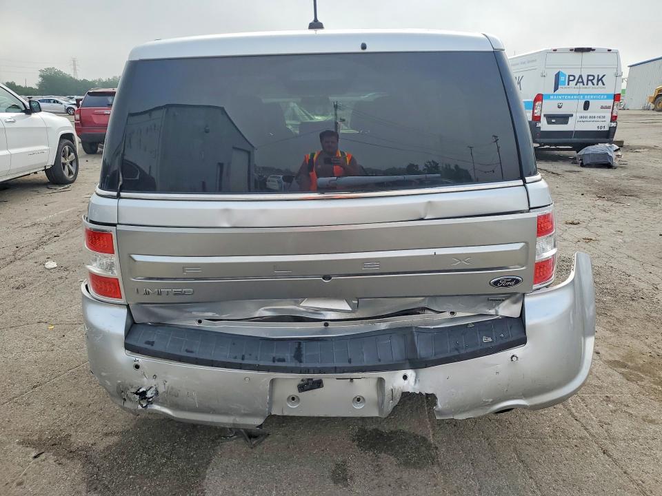 Photo 6 from auction – 2019 FORD FLEX with VIN 2FMHK6D89KBA10541