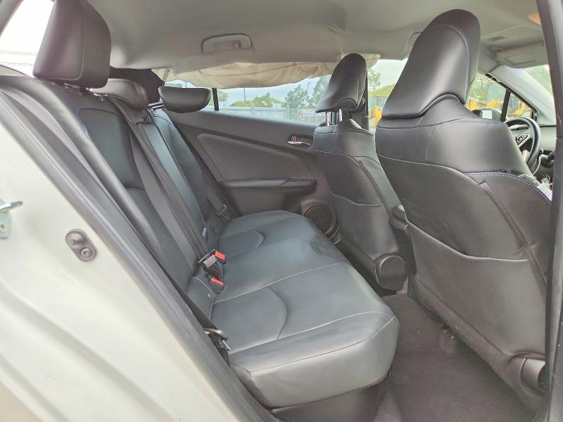 Photo 10 from auction – 2017 TOYOTA PRIUS with VIN JTDKARFU0H3051268