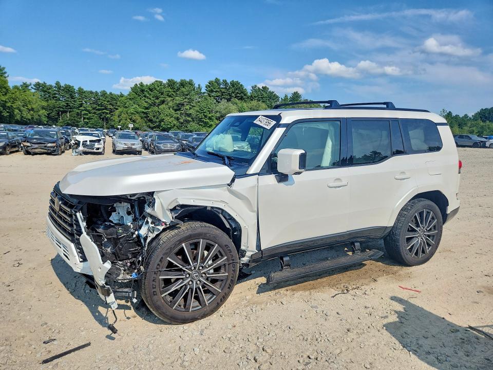 LEXUS GX 550 2025 with VIN JTJVBCDX7S5057923 - Photo from auction