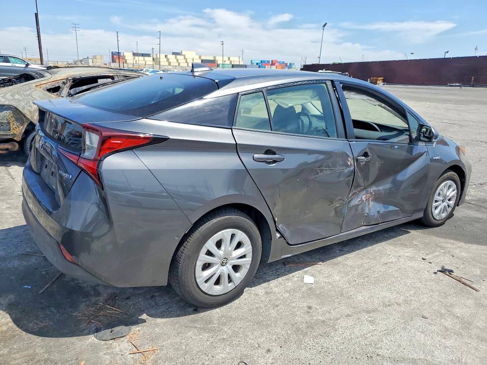 Photo 3 from auction – 2021 TOYOTA PRIUS with VIN JTDKAMFU9M3132976