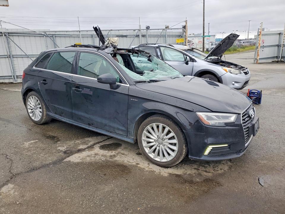Photo 4 from auction – 2017 AUDI A3 with VIN WAUTPBFFXHA044073