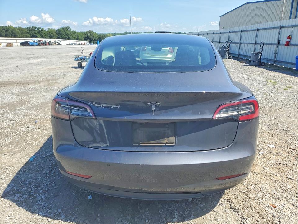 Foto 6 de la subasta – 2021 TESLA MODEL 3 con VIN 5YJ3E1EA5MF016935