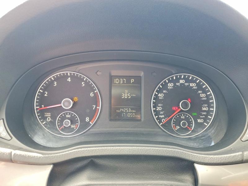 Photo 9 from auction – 2013 VOLKSWAGEN PASSAT with VIN 1VWAP7A36DC136717