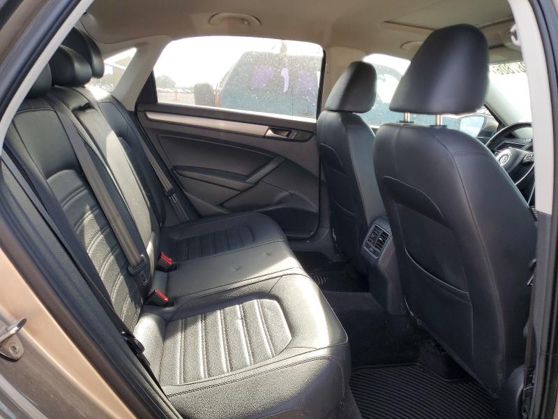 Photo 10 from auction – 2015 VOLKSWAGEN PASSAT with VIN 1VWBT7A36FC105390