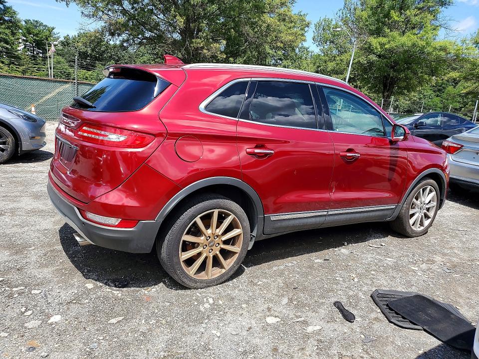 Photo 3 from auction – 2019 LINCOLN MKC with VIN 5LMCJ3C97KUL50252