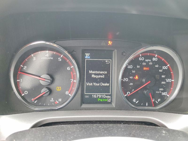 Photo 9 from auction – 2016 TOYOTA RAV4 with VIN JTMNFREVXGJ066038
