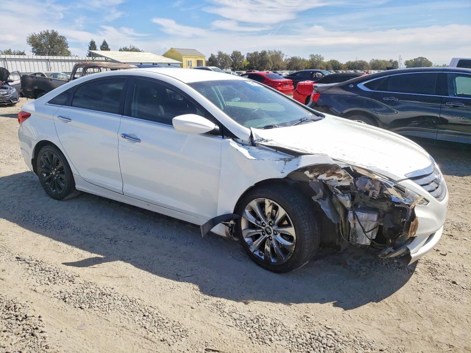 Photo 4 from auction – 2012 HYUNDAI SONATA with VIN 5NPEC4ACXCH369677