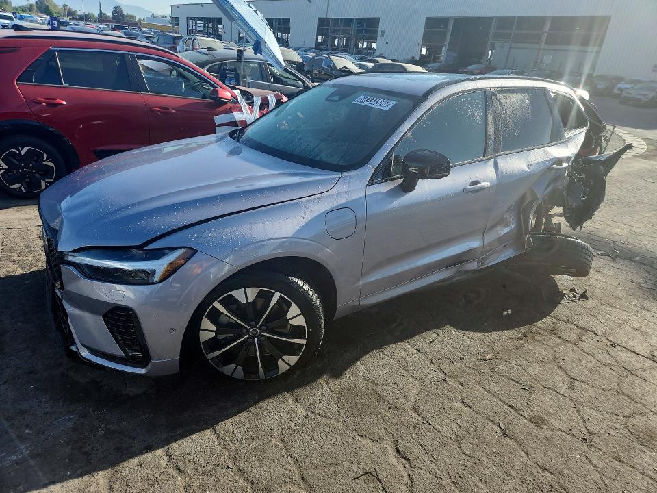 2026 VOLVO XC60 - Търг №64234386