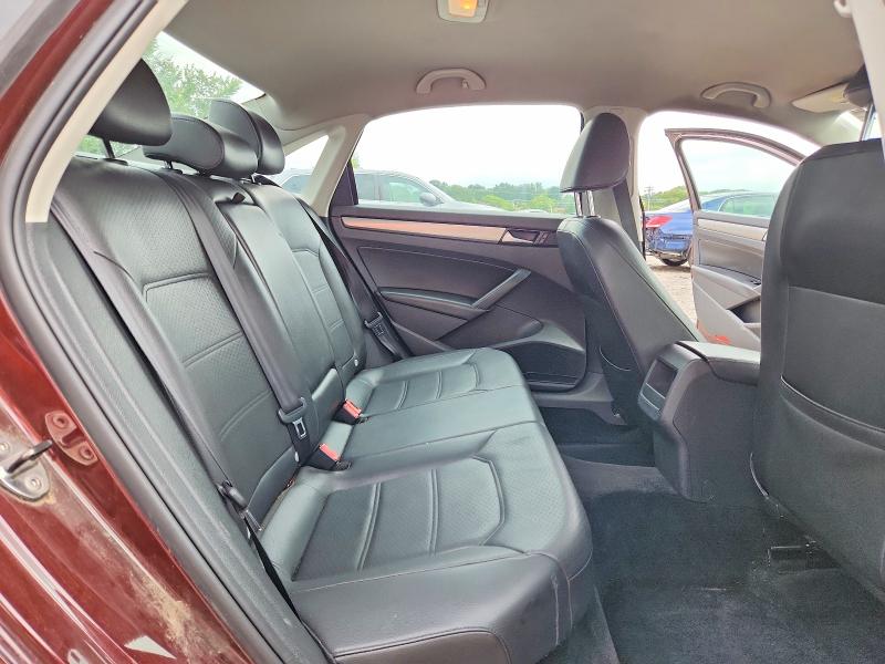 Photo 10 from auction – 2014 VOLKSWAGEN PASSAT with VIN 1VWAT7A37EC052077