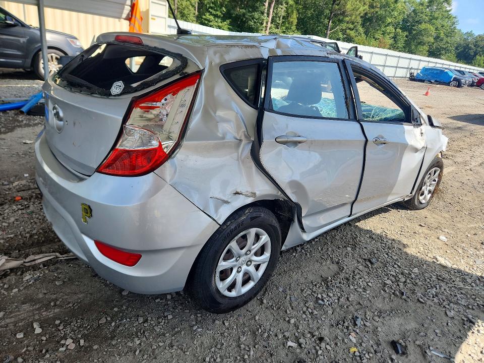 Photo 3 from auction – 2012 HYUNDAI ACCENT with VIN KMHCT5AE7CU006298