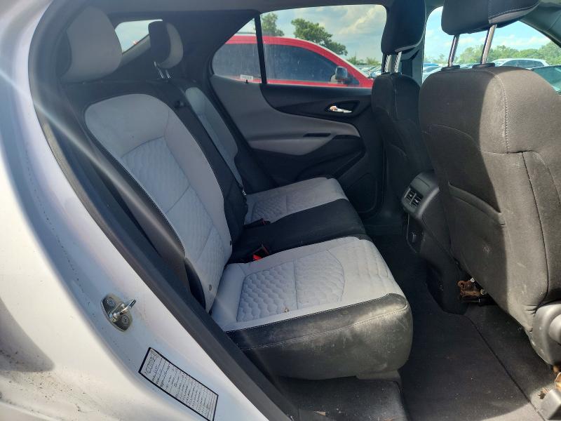 Photo 11 from auction – 2018 CHEVROLET EQUINOX with VIN 3GNAXTEX3JS510917