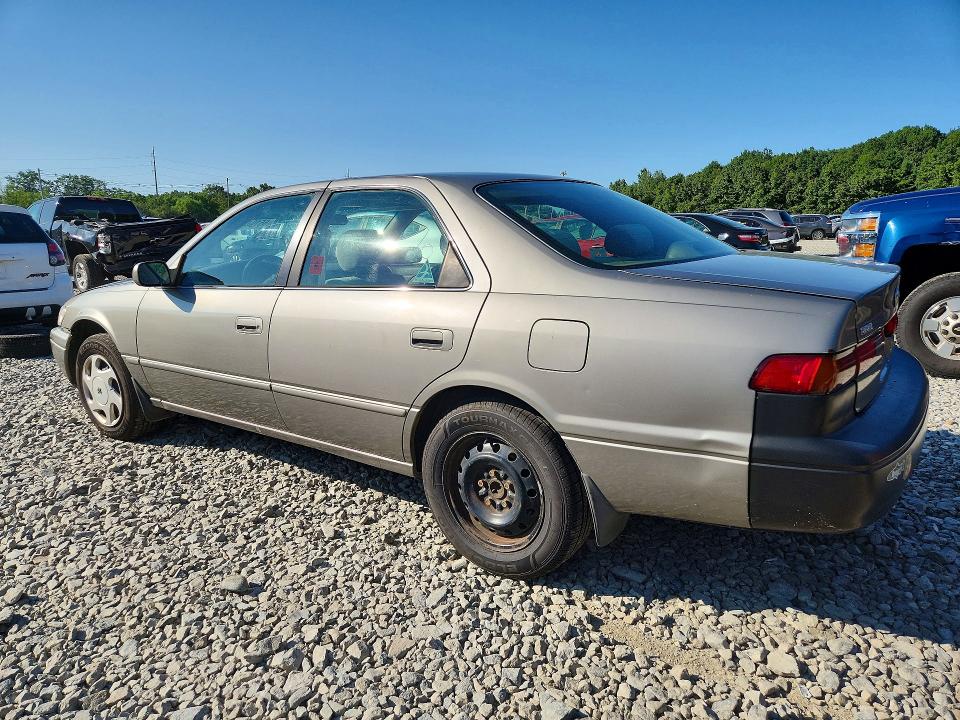 Photo 2 from auction – 1998 TOYOTA CAMRY with VIN 4T1BF22K4WU074360