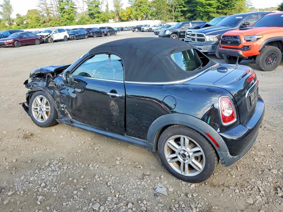 Photo 2 from auction – 2013 MINI COOPER ROADSTER with VIN WMWSY1C57DT719455