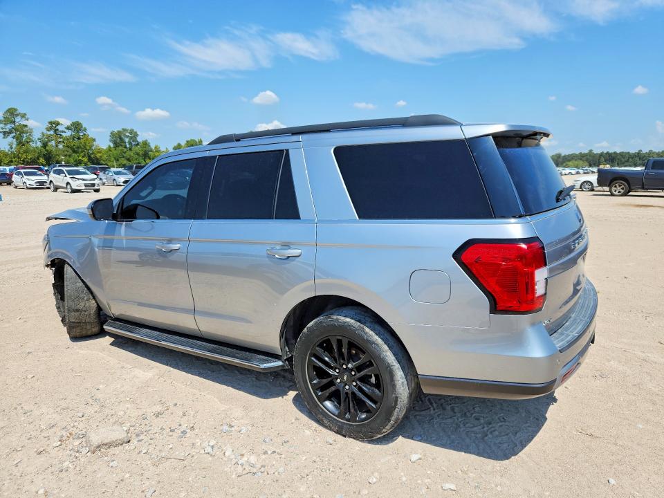 Photo 2 from auction – 2022 FORD EXPEDITION with VIN 1FMJU1HT4NEA45686