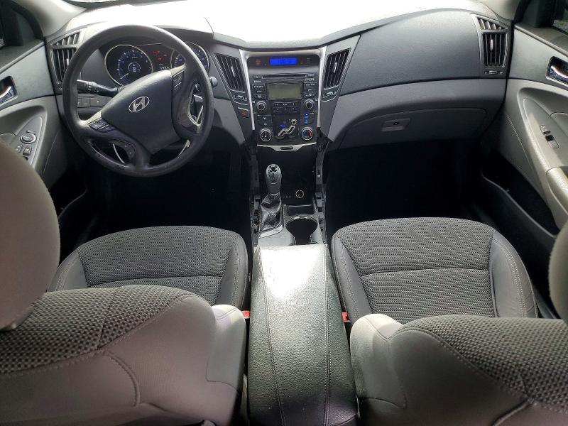 Photo 8 from auction – 2013 HYUNDAI SONATA with VIN 5NPEB4AC4DH656453