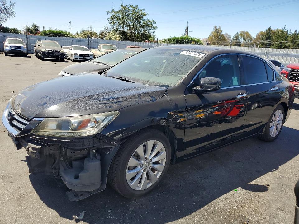 HONDA ACCORD 2015 with VIN 1HGCR2F84FA188652 - Photo from auction