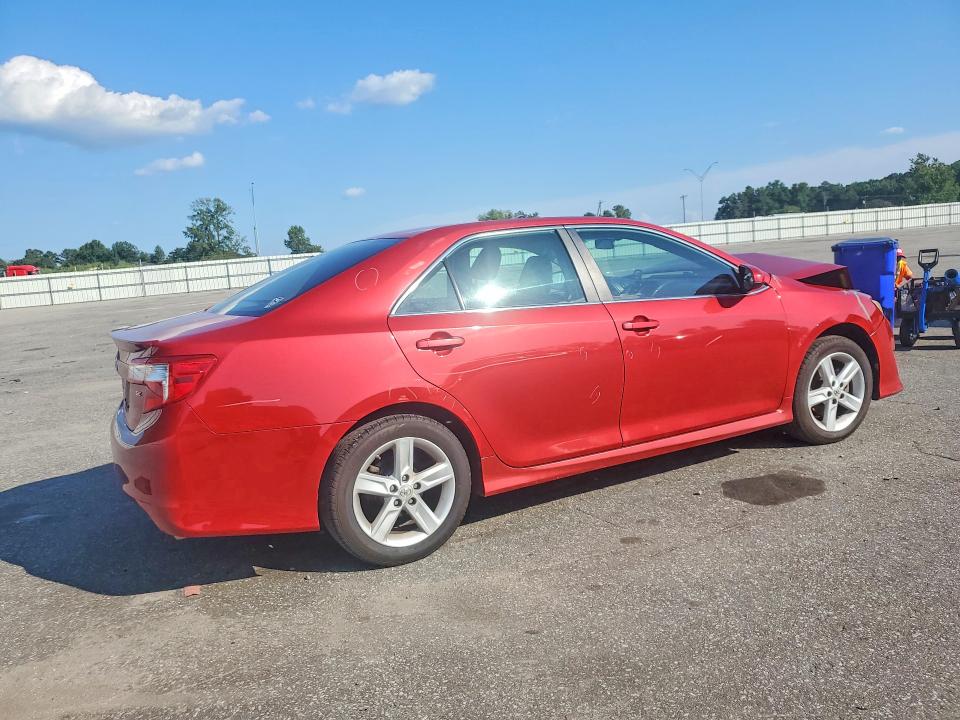 Photo 3 from auction – 2012 TOYOTA CAMRY with VIN 4T1BF1FK6CU625730