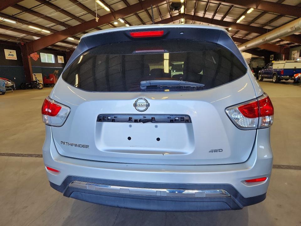 Photo 6 from auction – 2016 NISSAN PATHFINDER with VIN 5N1AR2MM5GC617465