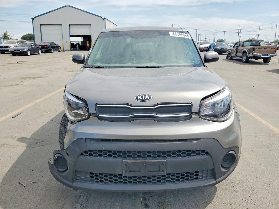 Photo 5 from auction – 2019 KIA SOUL with VIN KNDJN2A25K7661938