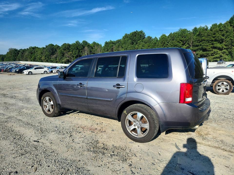 Photo 2 from auction – 2015 HONDA PILOT with VIN 5FNYF4H55FB036995