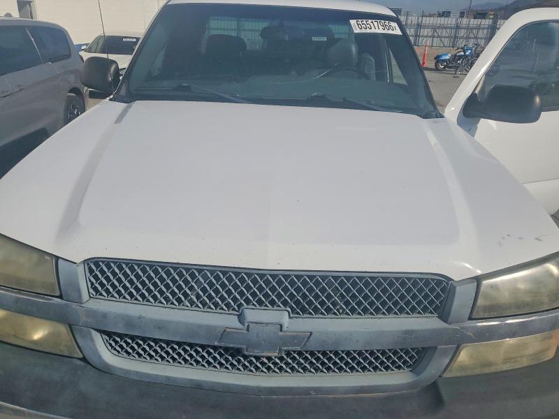 Photo 11 from auction – 2005 CHEVROLET SILVERADO with VIN 1GCEK19V95E175670