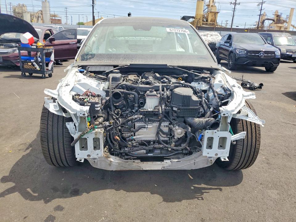 Photo 5 from auction – 2026 GENESIS G90 with VIN KMTFC4SD3TU059714