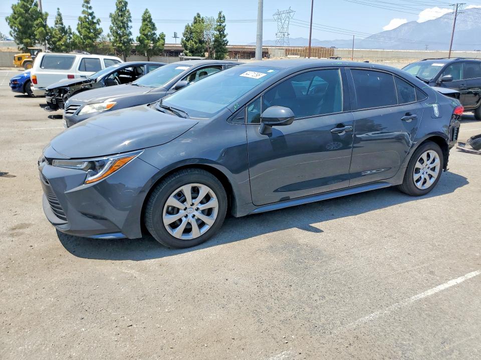 TOYOTA COROLLA 2025 with VIN 5YFB4MDE9SP320100 - Photo from auction