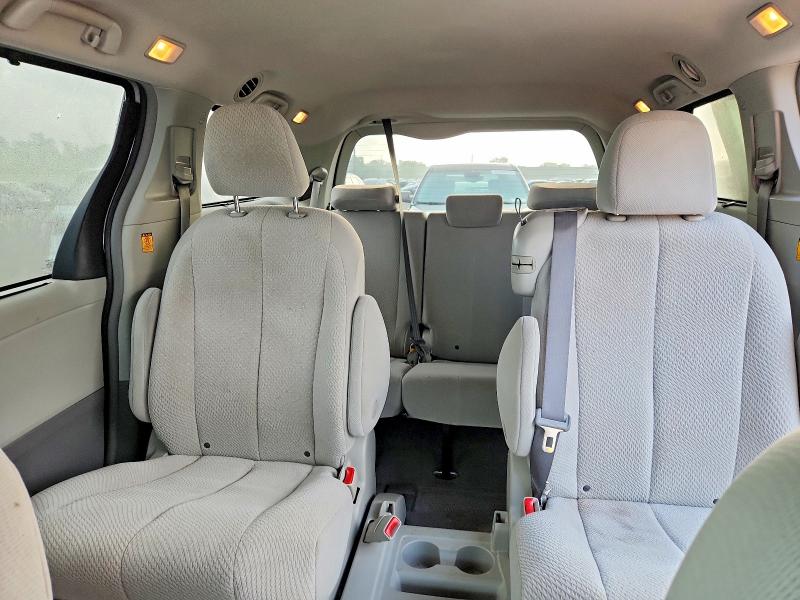 Photo 10 from auction – 2011 TOYOTA SIENNA with VIN 5TDKK3DC5BS031009