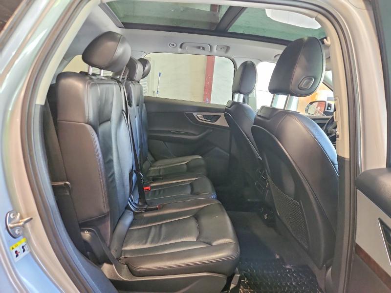 Foto 11 de la subasta – 2017 AUDI Q7 con VIN WA1LHAF72HD056181
