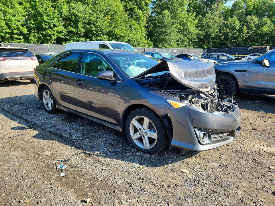 Photo 4 from auction – 2014 TOYOTA CAMRY with VIN 4T1BF1FK7EU834252