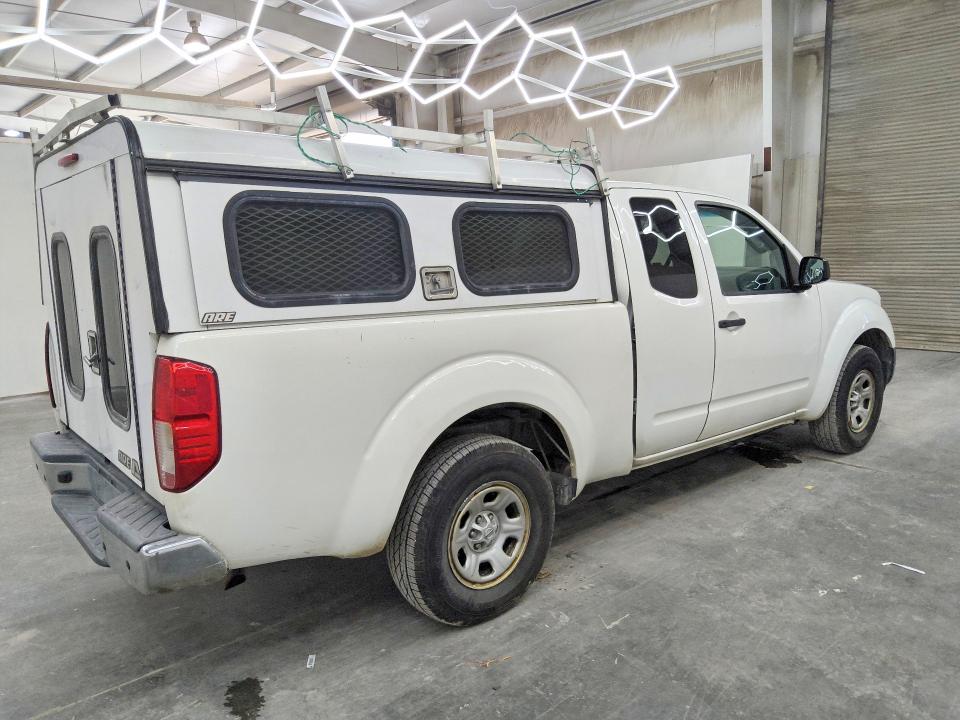 Photo 3 from auction – 2015 NISSAN FRONTIER with VIN 1N6BD0CT9FN762965