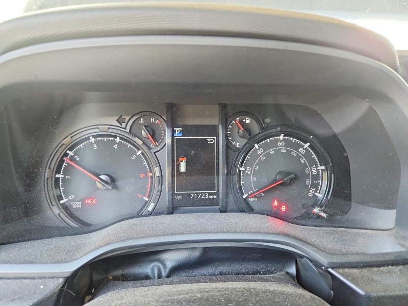 Photo 9 from auction – 2021 TOYOTA 4RUNNER with VIN JTEMU5JR6M5902740