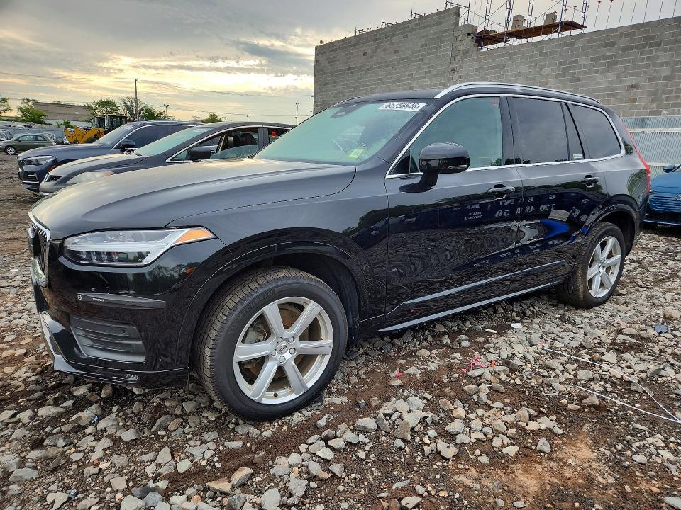 VOLVO XC90 2023 with VIN YV4L12PK0P1934674 - Photo from auction