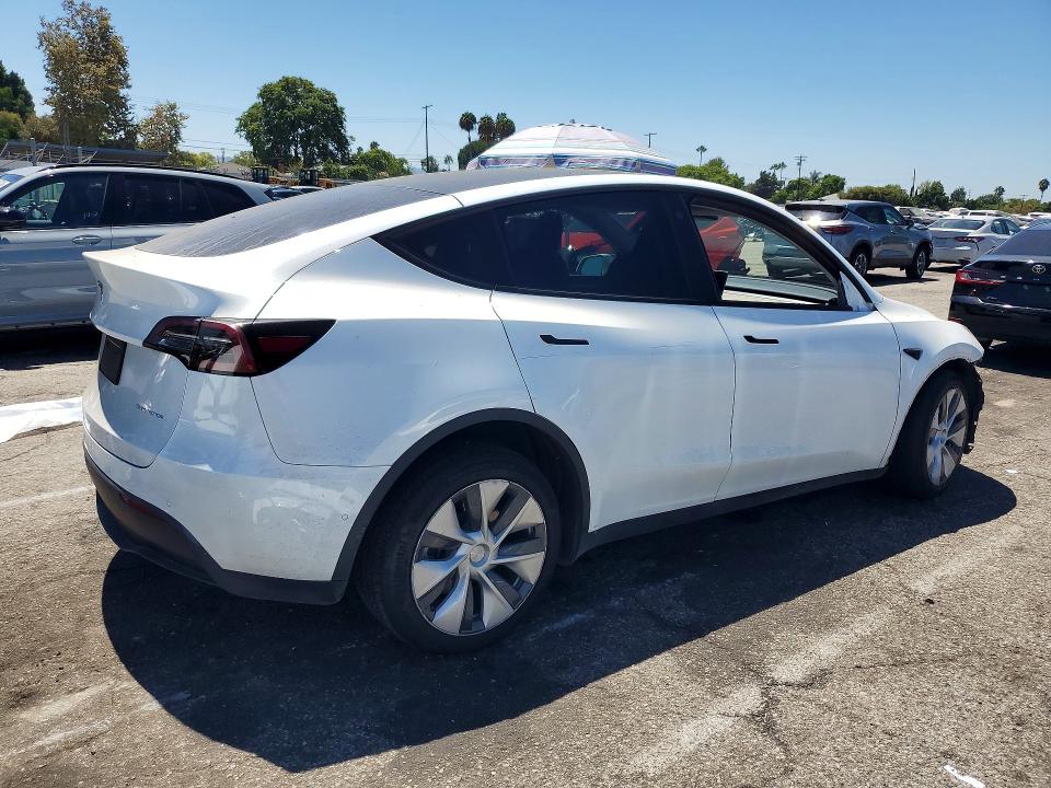 Zdjęcie 3 z aukcji – 2022 TESLA MODEL Y z VIN 7SAYGDEE4NF556382