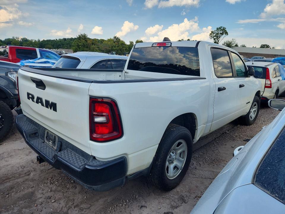 Photo 3 from auction – 2025 RAM 1500 with VIN 1C6RREGG2SN615904