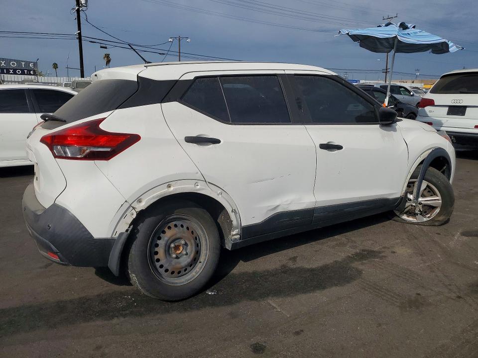 Photo 3 from auction – 2020 NISSAN KICKS with VIN 3N1CP5BV5LL491027