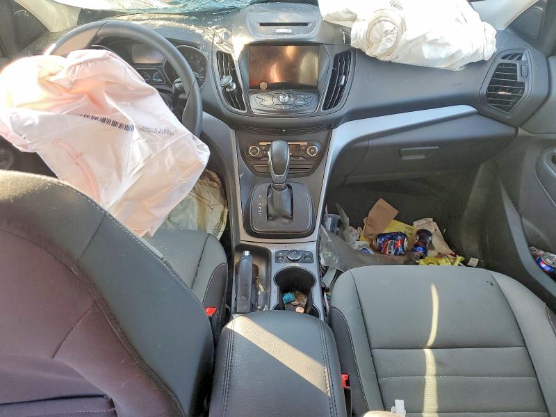 Photo 8 from auction – 2016 FORD ESCAPE with VIN 1FMCU9GX1GUA93828
