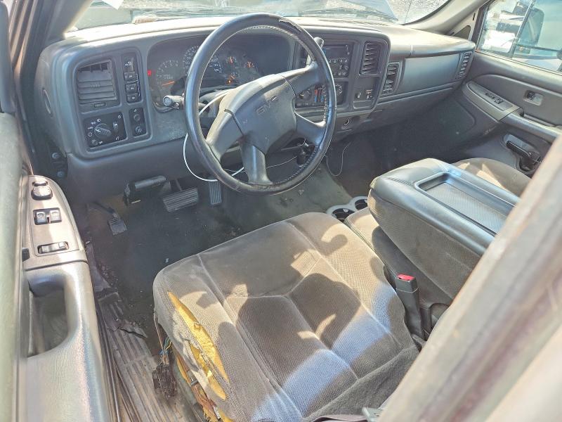 Photo 8 from auction – 2005 GMC SIERRA with VIN 1GTHK29U65E309822