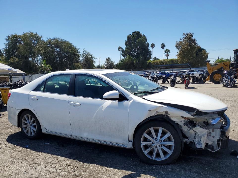Photo 4 from auction – 2013 TOYOTA CAMRY with VIN 4T1BK1FK9DU525652