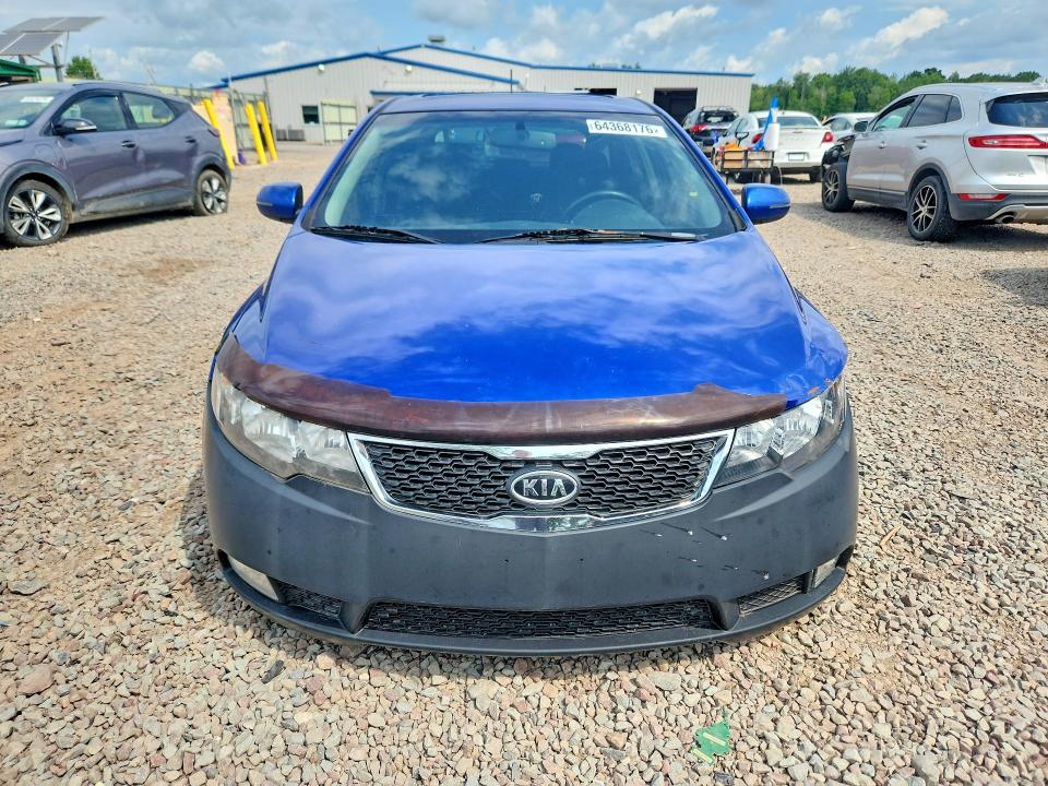 Photo 5 from auction – 2011 KIA FORTE5 with VIN KNAFW5A38B5372946
