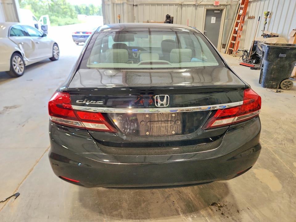 Photo 6 from auction – 2014 HONDA CIVIC with VIN 19XFB2F57EE007416