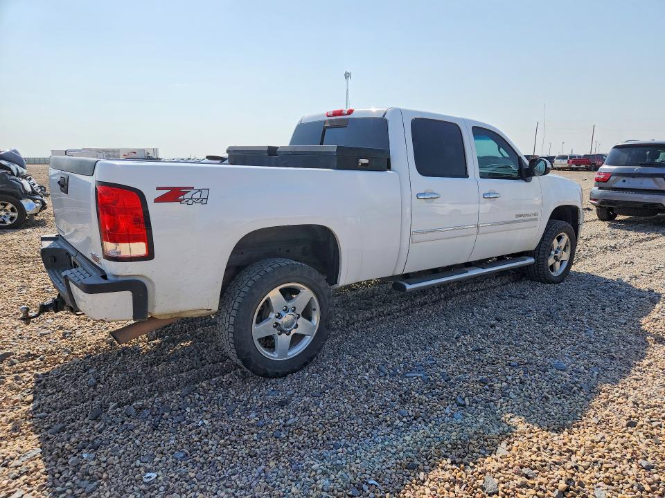 Photo 3 from auction – 2014 GMC SIERRA with VIN 1GT125EG5EF172594