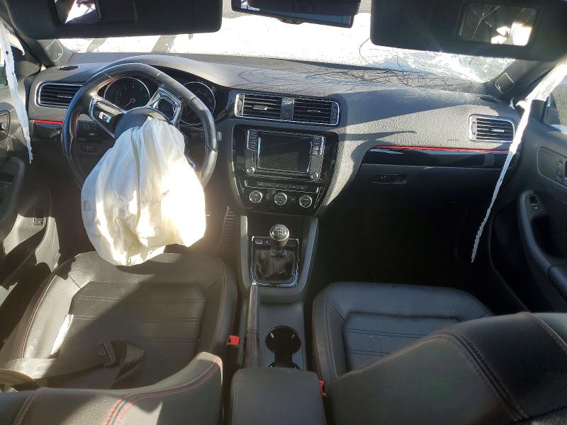 Photo 8 from auction – 2016 VOLKSWAGEN JETTA with VIN 3VW5S7AJ7GM390535