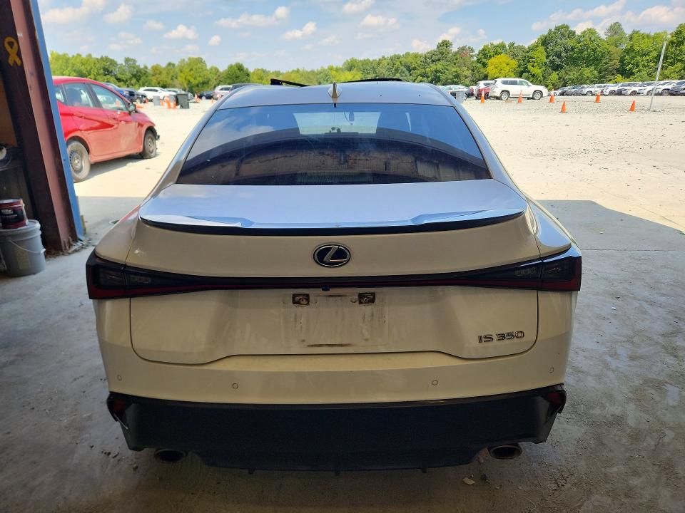 Photo 6 from auction – 2022 LEXUS IS with VIN JTHGZ1B24N5056217