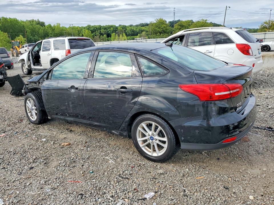 Photo 2 from auction – 2015 FORD FOCUS with VIN 1FADP3F29FL200492