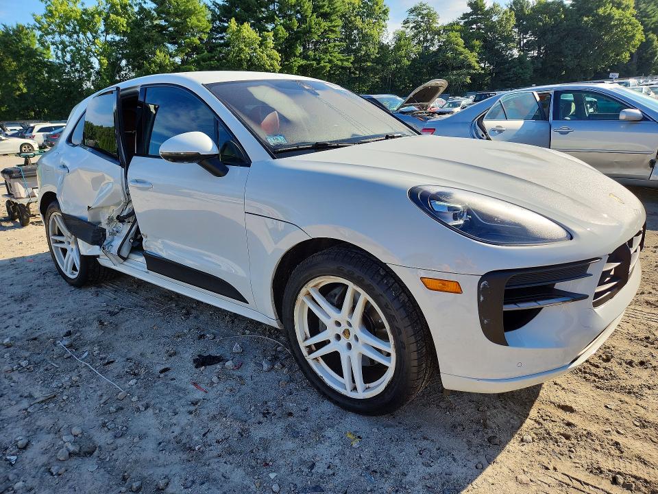 Photo 4 from auction – 2020 PORSCHE MACAN with VIN WP1AB2A54LLB37089
