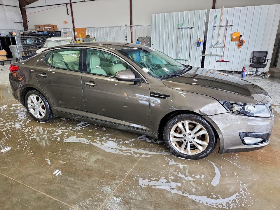 Photo 4 from auction – 2013 KIA OPTIMA with VIN 5XXGN4A74DG149146