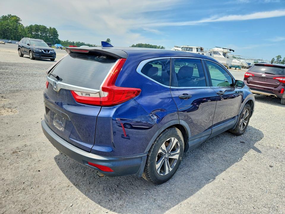 Photo 3 from auction – 2017 HONDA CR-V with VIN 7FARW5H36HE015380